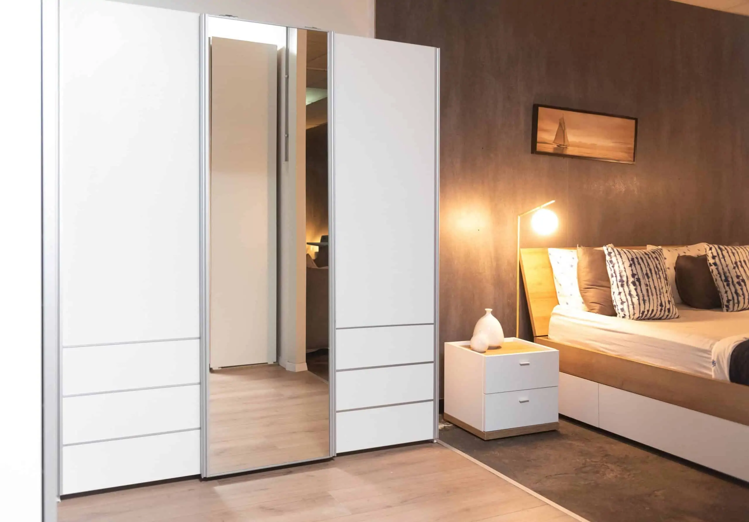 ארון הזזה גילי עם דלת מראה מלקוח